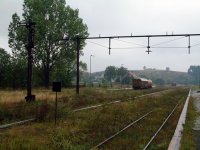 Stanice Mieroszów (Friedland) ještě s torzy trakčních bran na snímcích z 13. září 2003.
