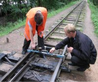 Výuka a pracovní nasazení mladých železničářů.